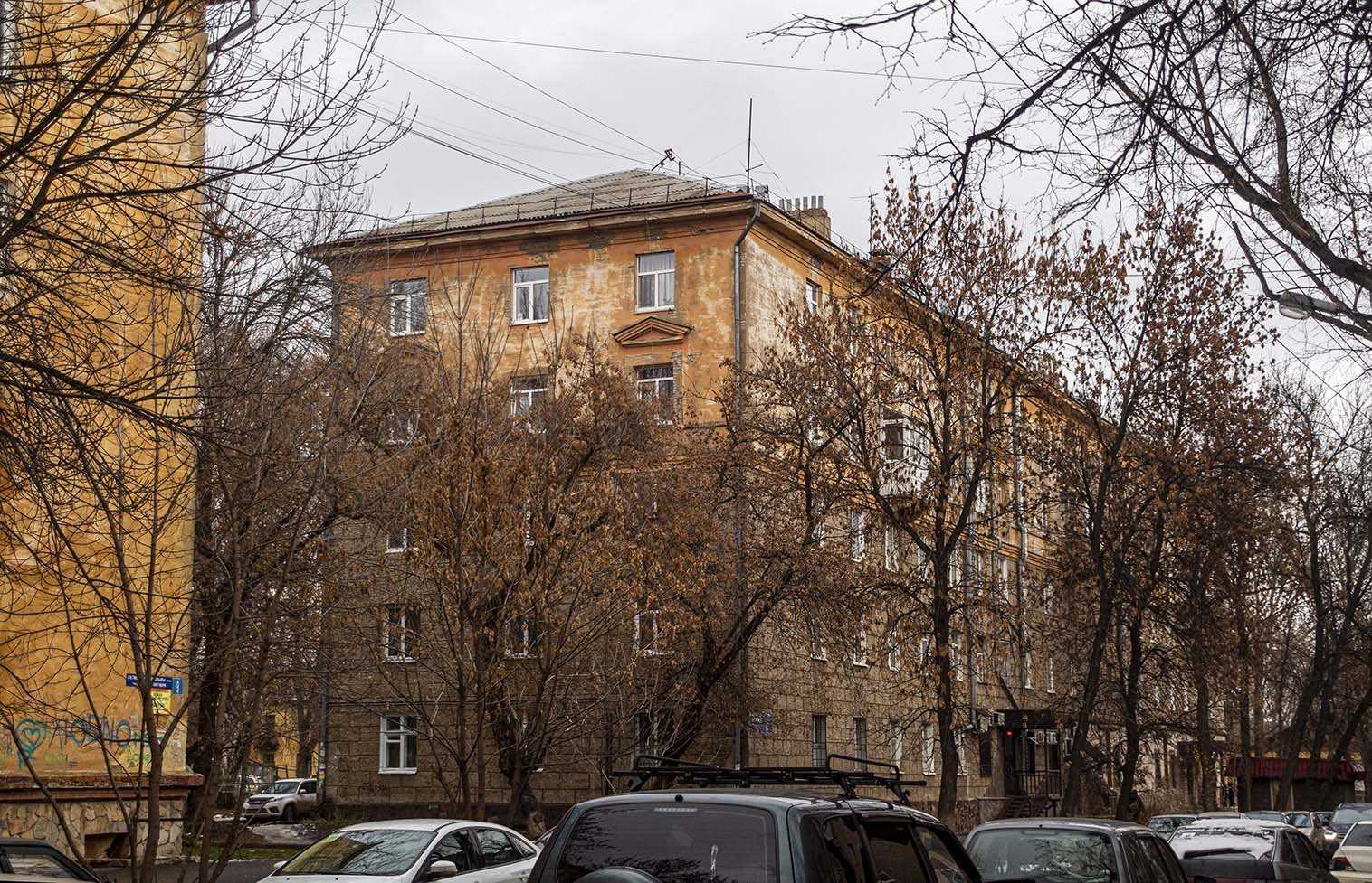 Фото 40 лет октября. Улица Гончарова 17а. Улица Гончарова Москва 17. Улица 40 лет октября 11 Уфа. Улица 40 лет октября Уфа.